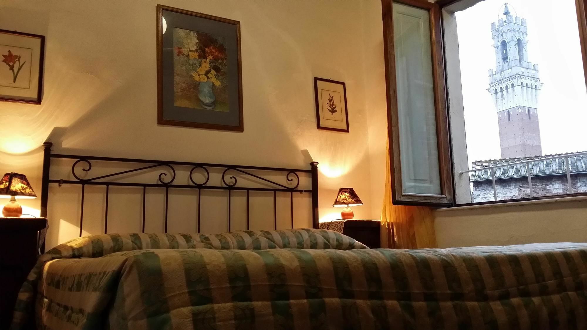Albergo Centrale Siena Exterior foto