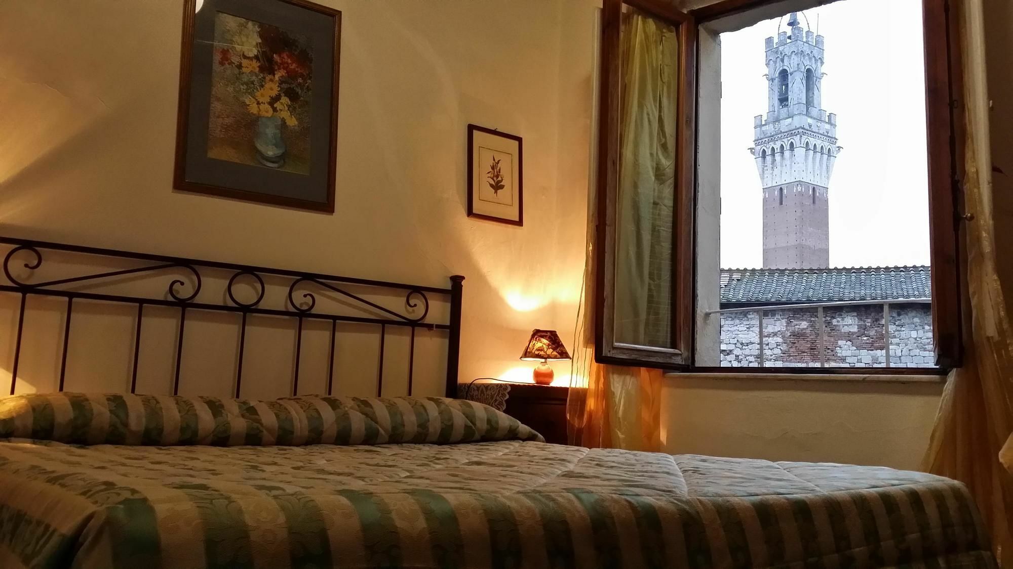 Albergo Centrale Siena Exterior foto
